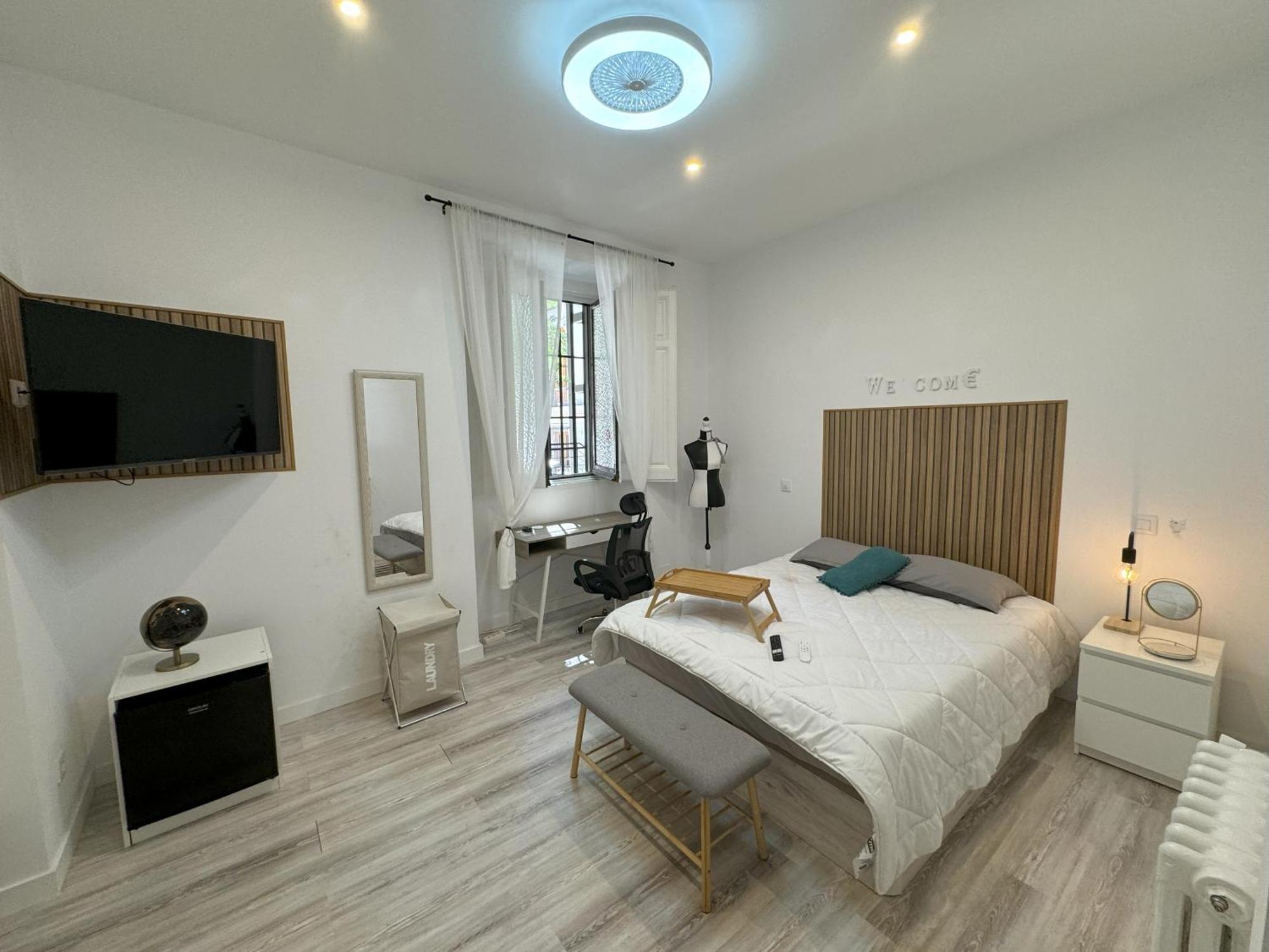 Barcelona Con Comodidad Y Zonas Compartidas Gran Via-madrid Sbe103 Madrid