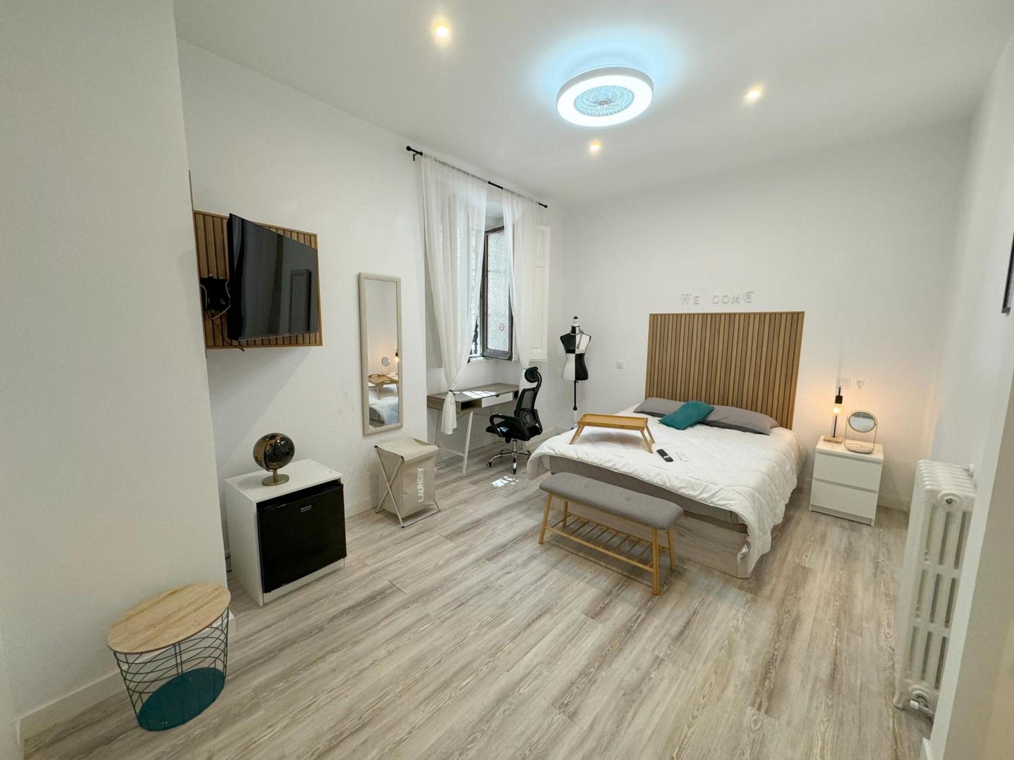 Barcelona Con Comodidad Y Zonas Compartidas Gran Via-madrid Sbe103