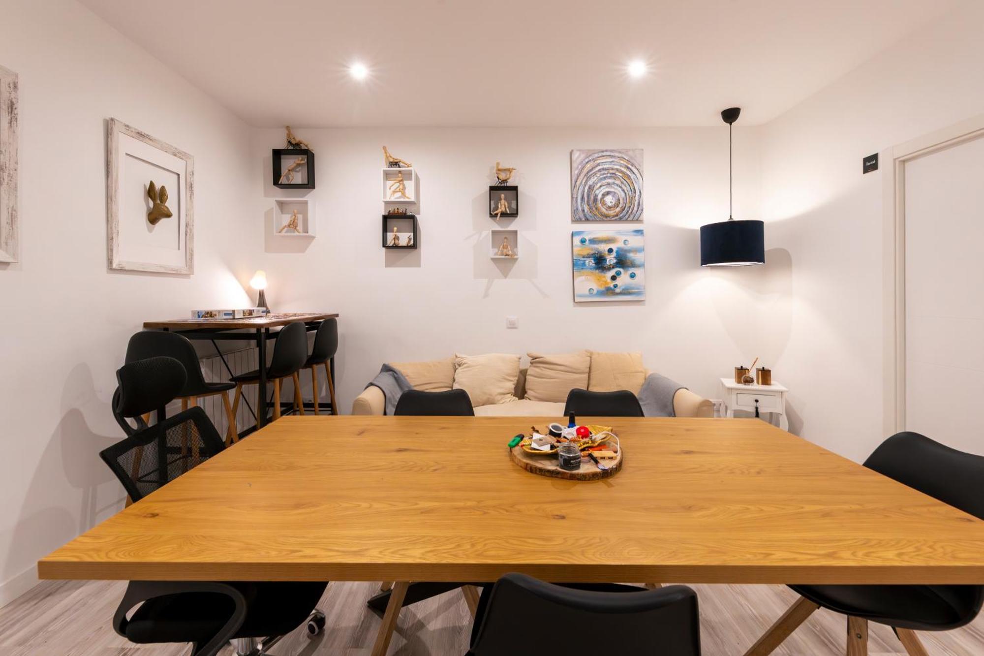 Barcelona Con Comodidad Y Zonas Compartidas Gran Via-madrid Sbe103 Apartamento